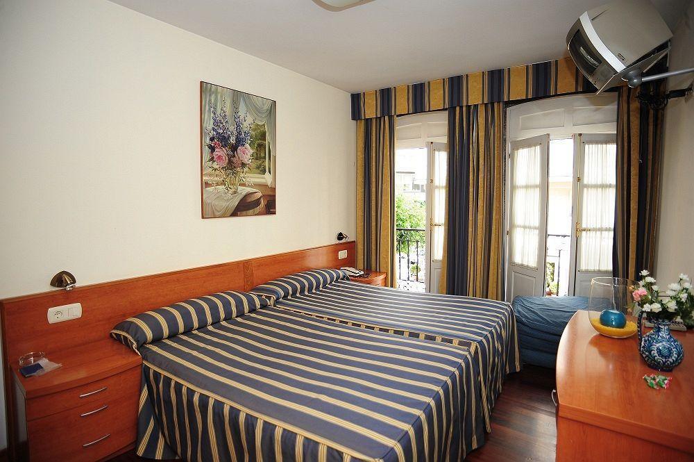 Hotel Horreo By Bossh! Hotels Сантьяго-де-Компостела Экстерьер фото